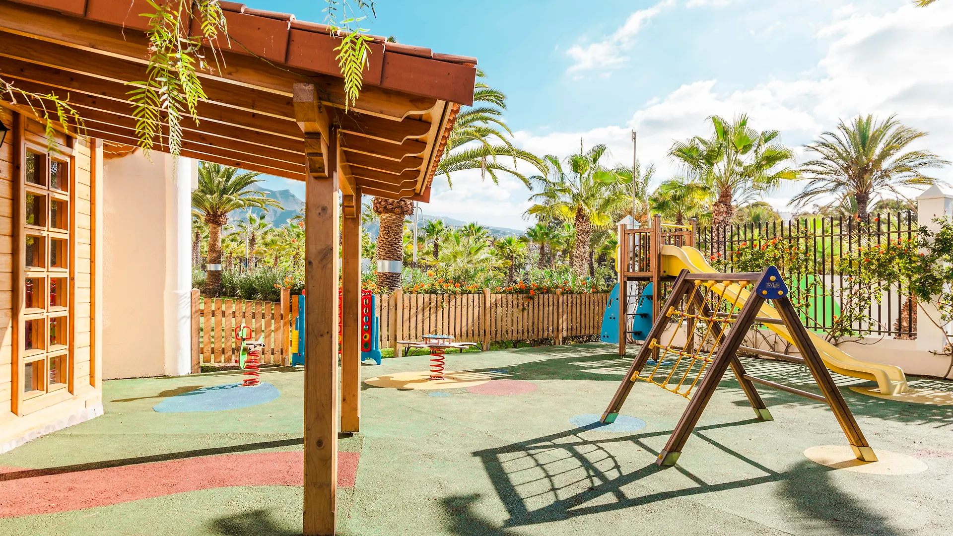 아파트호텔 Hotel Parque La Paz 플라야데라스아메리카스